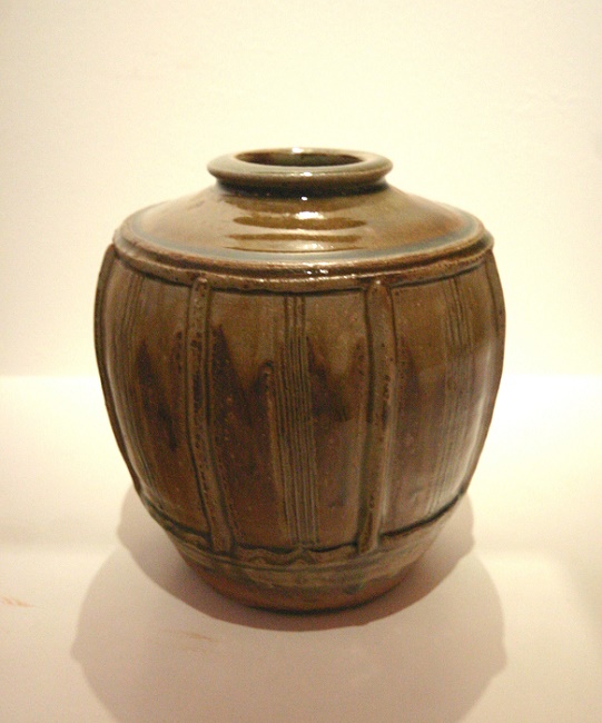 Vase Ribbed. Porphyry & ash glaze